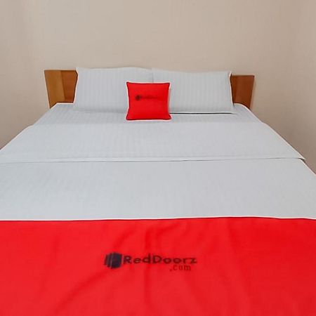 Hotel Reddoorz Syariah Near Tugu Lampu Gentur Cianjur Zewnętrze zdjęcie