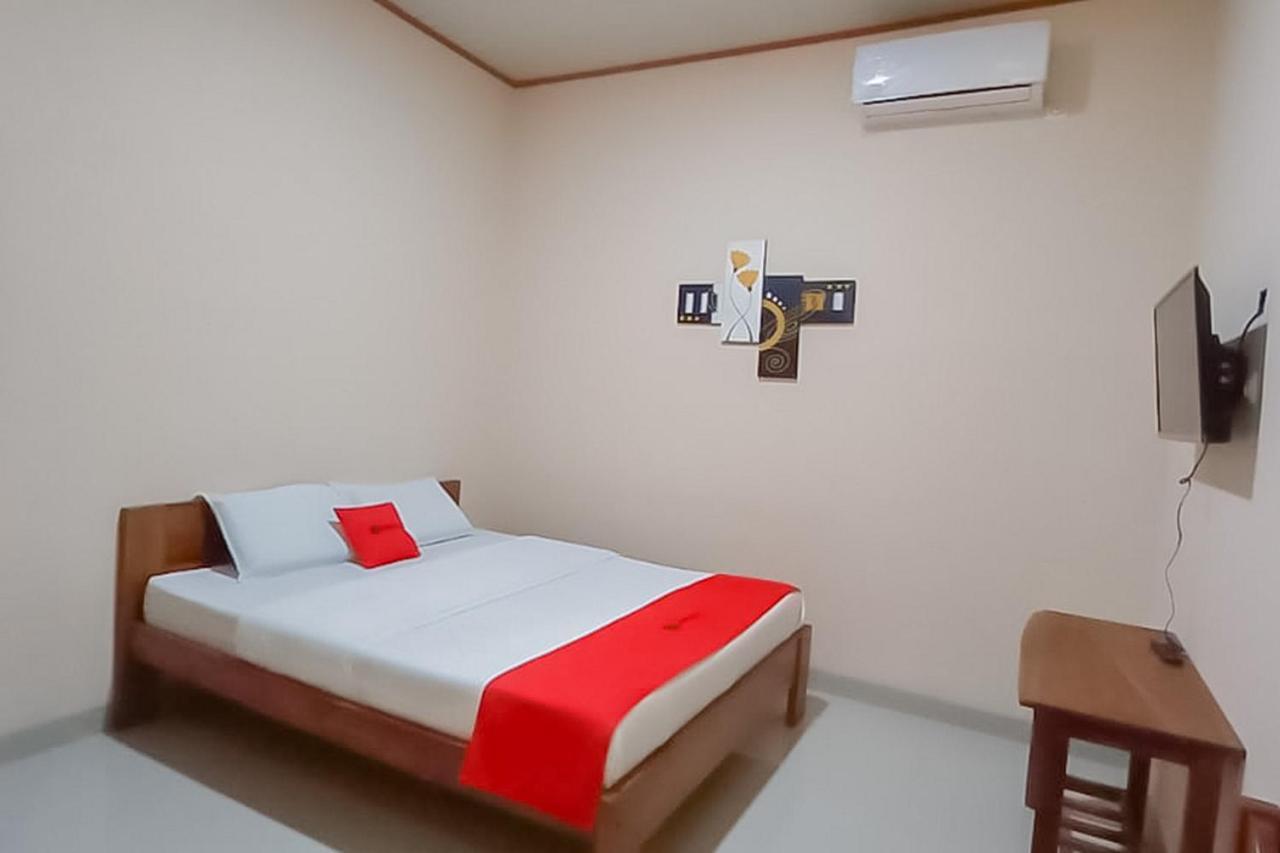 Hotel Reddoorz Syariah Near Tugu Lampu Gentur Cianjur Zewnętrze zdjęcie